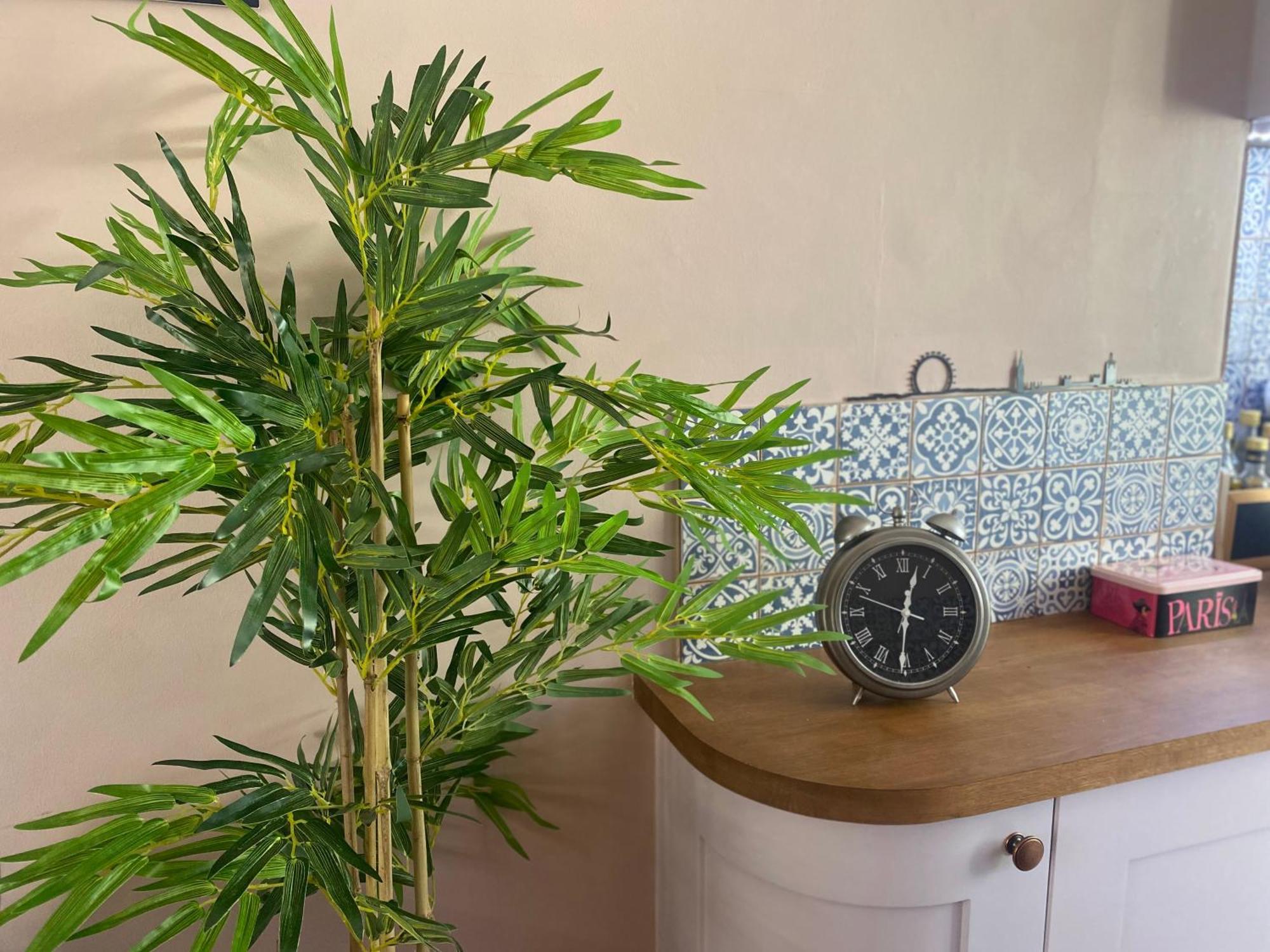 Appartamento Cosy And Stylish With Balcony